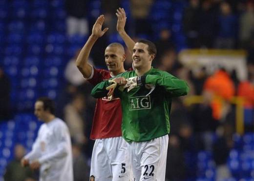 Manchester United's stand in goalkeeper John O'Shea and Rio Ferdinand celebrate at the final whistle after the Barclays Premiership match against Tottenham at White Hart Lane, London. PRESS ASSOCIATION Photo. Picture date: Sunday February 4, 2007. Photo credit should read: Sean Dempsey/PA Wire. THIS PICTURE CAN ONLY BE USED WITHIN THE CONTEXT OF AN EDITORIAL FEATURE. NO WEBSITE/INTERNET USE UNLESS SITE IS REGISTERED WITH FOOTBALL ASSOCIATION PREMIER LEAGUE.